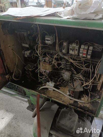 Токарный станок по металлу