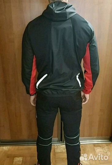 Спортивный костюм