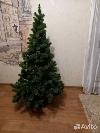 Елка искусственная