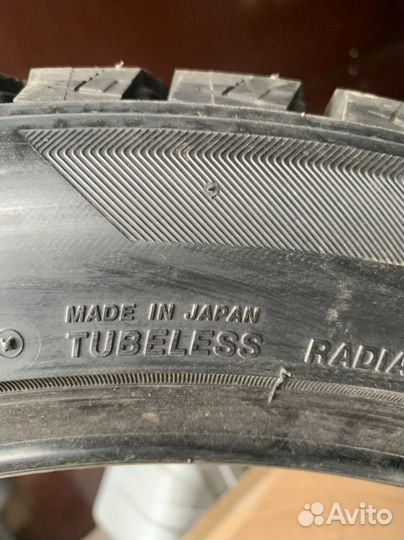 Bridgestone Blizzak DM-V2 265/45 R21