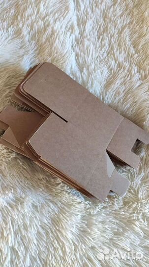 Крафтовые коробки