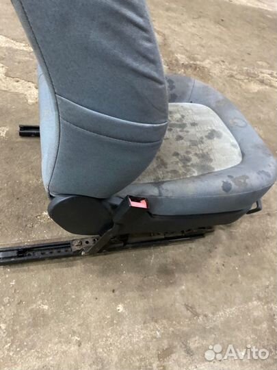 Сиденье переднее левое Skoda Fabia 6Y2 AME 2001