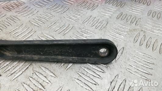 Щеткодержатель лобового стекла citroen berlingo 1