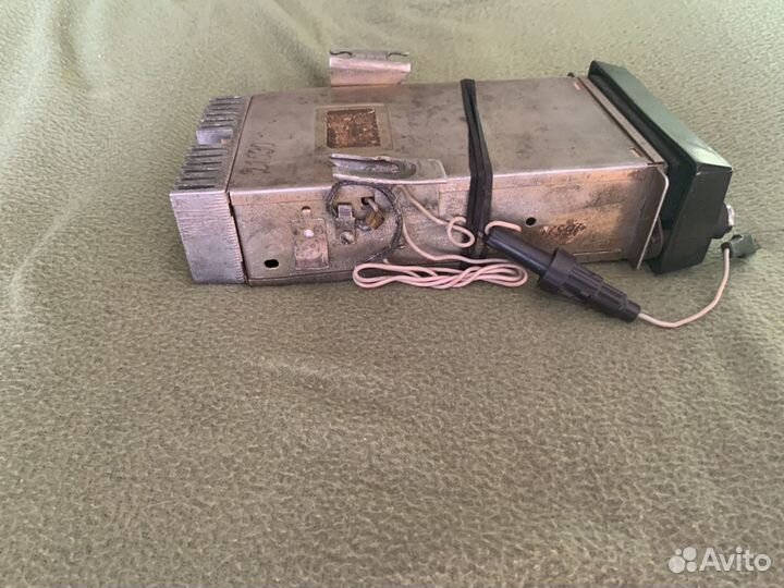 Радиоприемник для машины