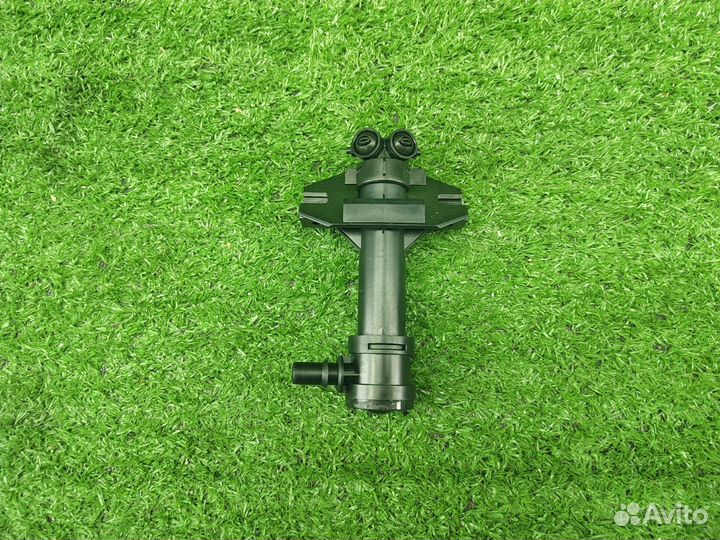 Форсунки омывателя фар правая Audi Q3 8U VAG