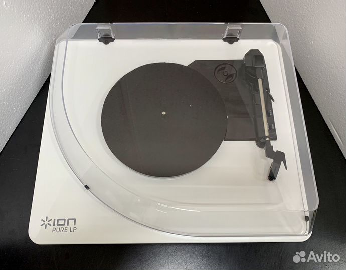 Проигрыватель винила Ion Audio Pure LP