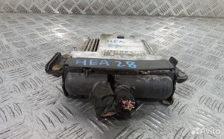 Блок управления двс audi A8 D3 0281012192 3-9 дней