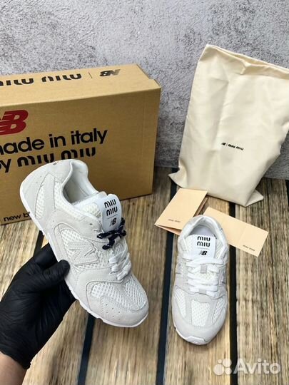 Кроссовки New Balance x Miu Miu 530