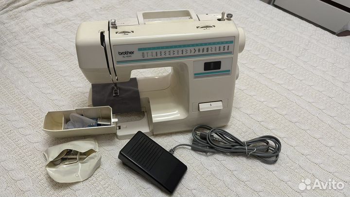Швейная машина Brother XL-4040