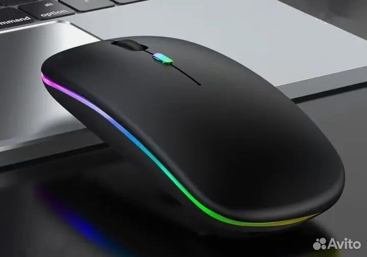 Беспроводная мышь с подзарядкой через USB