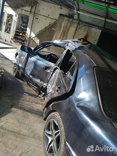 Mercedes-Benz E-класс 3.2 AT, 1996, битый, 350 892 км