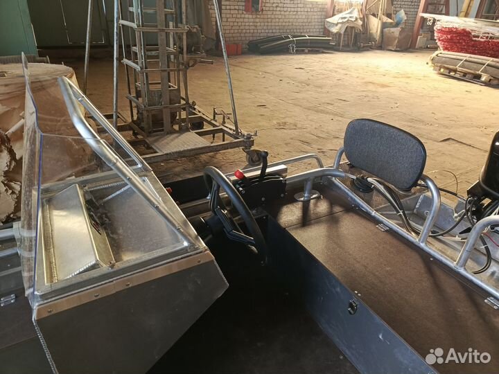 Лодка моторная wyatboat 390 m с мотором