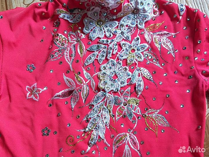 Купальник гимнастический длявыступлений