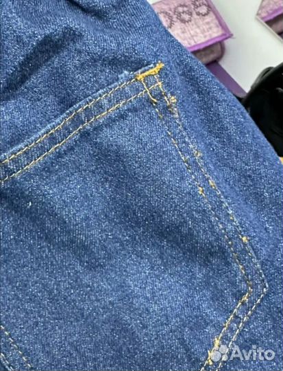 Джинсы новые