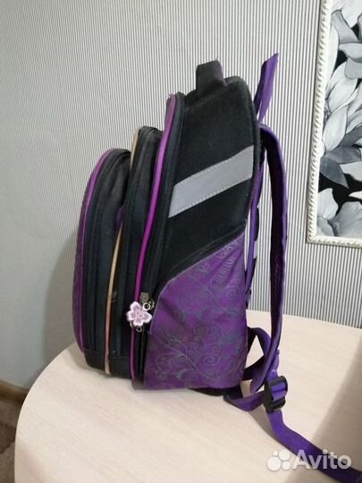 Портфель, рюкзак школьный