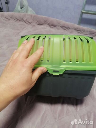 Переноска для животных пластиковая