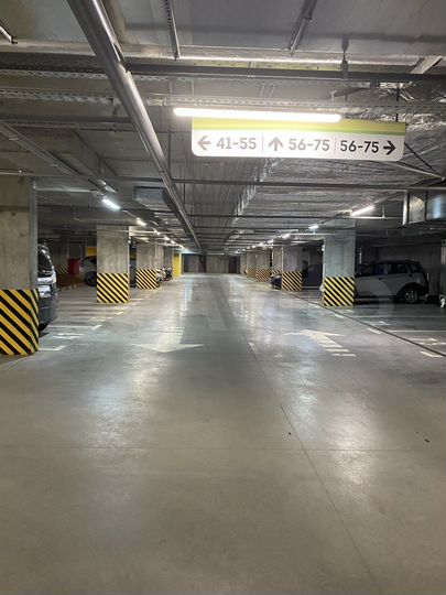 Машиноместо, 14 м²