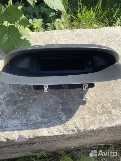 Дисплей renault fluence, megane 3