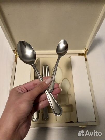 Набор столовых приборов на 6 персон