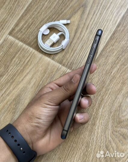 iPhone 8 plus 64gb