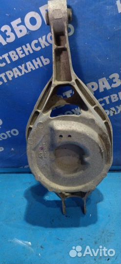 Задний рычаг под пружину Nissan Teana J32 седан