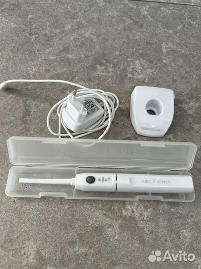 Ультразвуковая зубная щетка megasonex