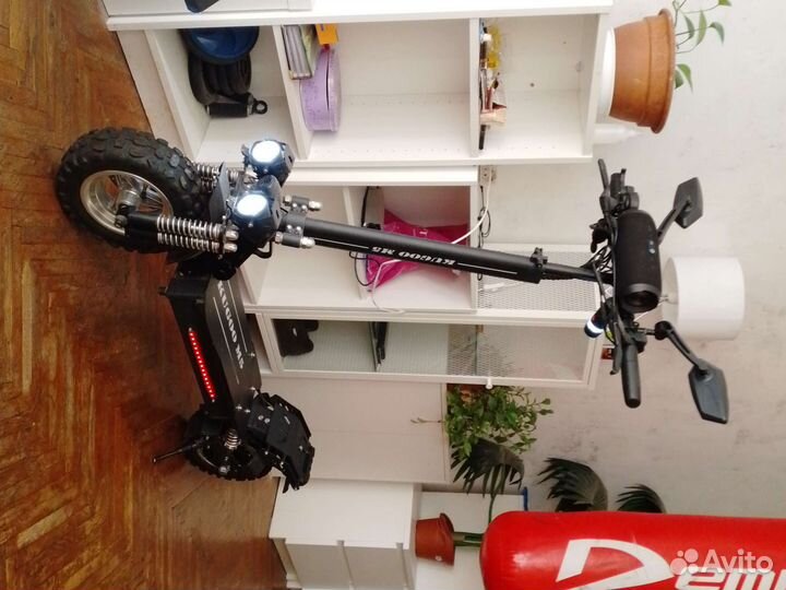 Самокат взрослый электрический бу