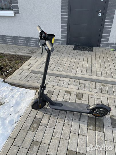 Электросамокат Xiaomi Mi Electric Scooter