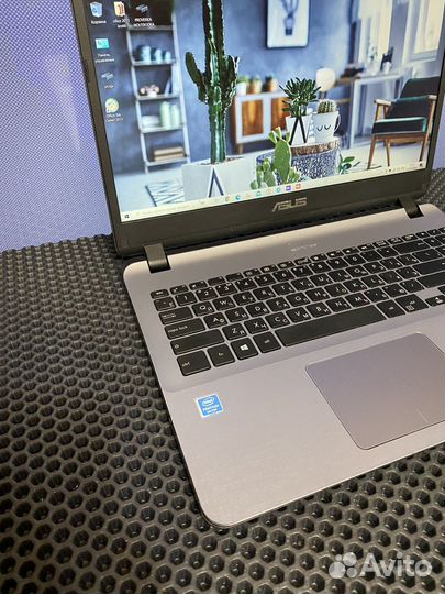 Asus современный ноутбук