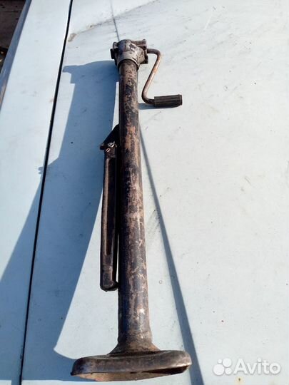 Домкрат на волгу газ 3110 3102 31029 31105