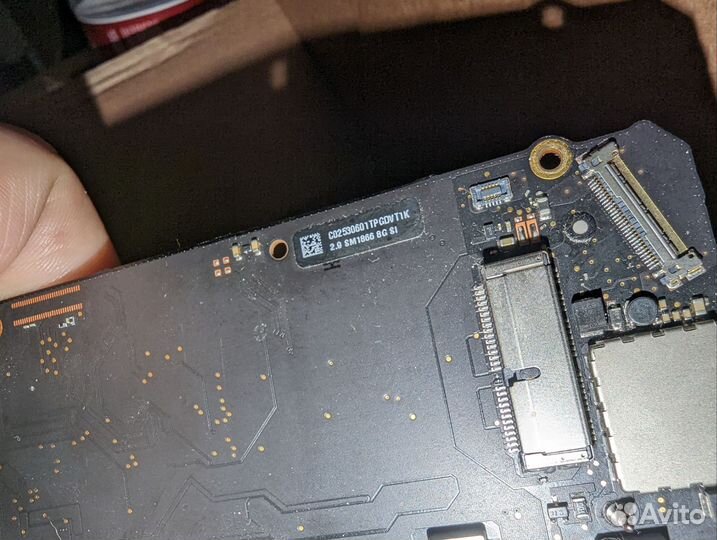 Материнская плата на MacBook pro 13 2015 2,9/8