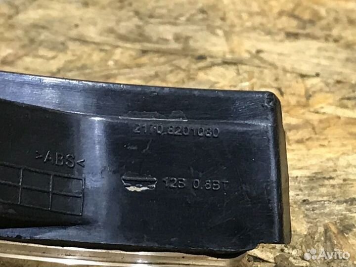 Повторитель поворотника в правое зеркало LADA 2110