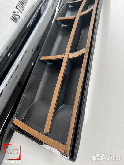 Молдинги дверей Toyota Land Cruiser 200 R399