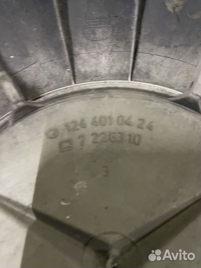 Колпаки Mercedes w124 оригинал