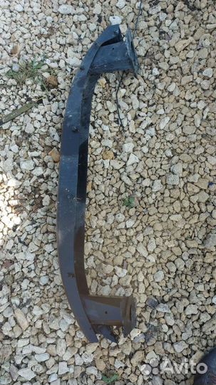 Усилитель переднего бампера на Volkswagen Phaeton