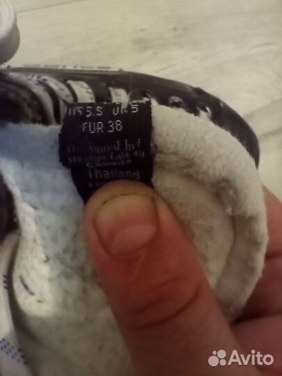 Продам хоккейные коньки Bauer Supreme 160