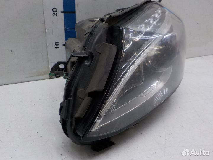 Фара левая Mercedes-Benz W205 (C-Klasse) 2013