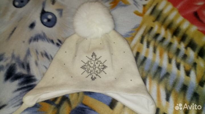 Шапка на весну и осень