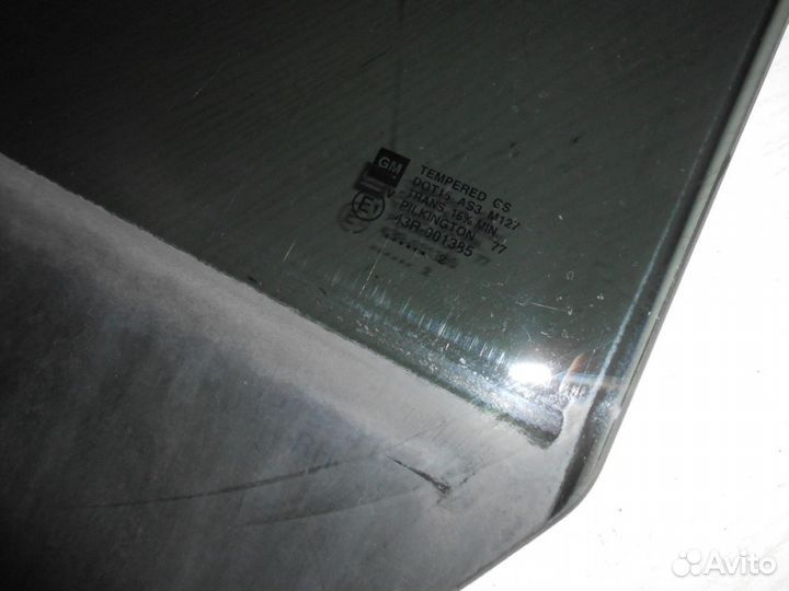 Стекло заднее правое GMC Энвой 2