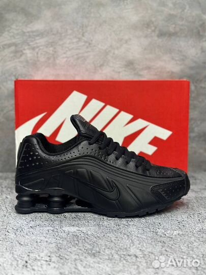 Nike Shox R4 Black