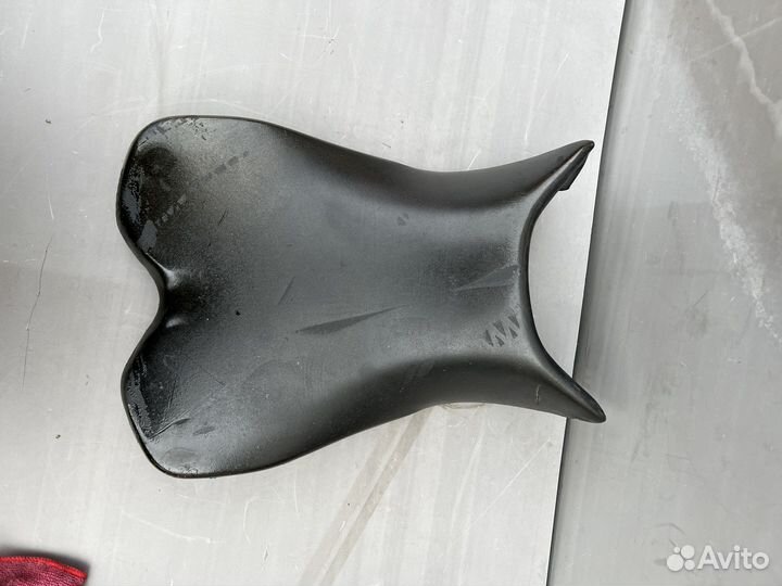 Сидение водителя R1 2009/20014