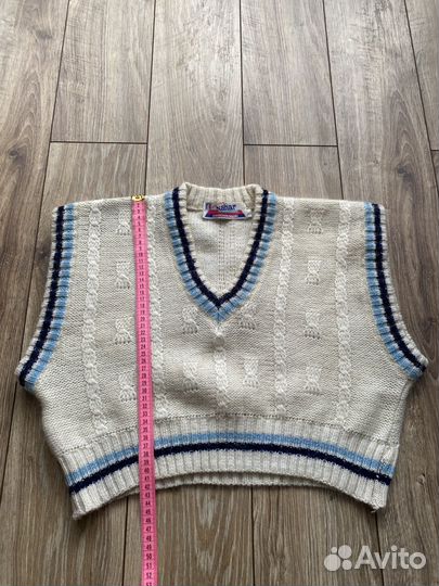 Жилет вязаный женский