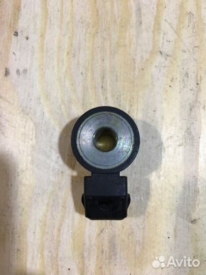 Датчик детонации Mercedes-Benz C-Class W203