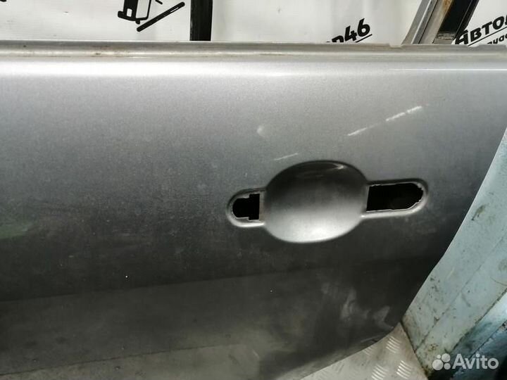 Дверь задняя левая Nissan Tiida C11 Седан