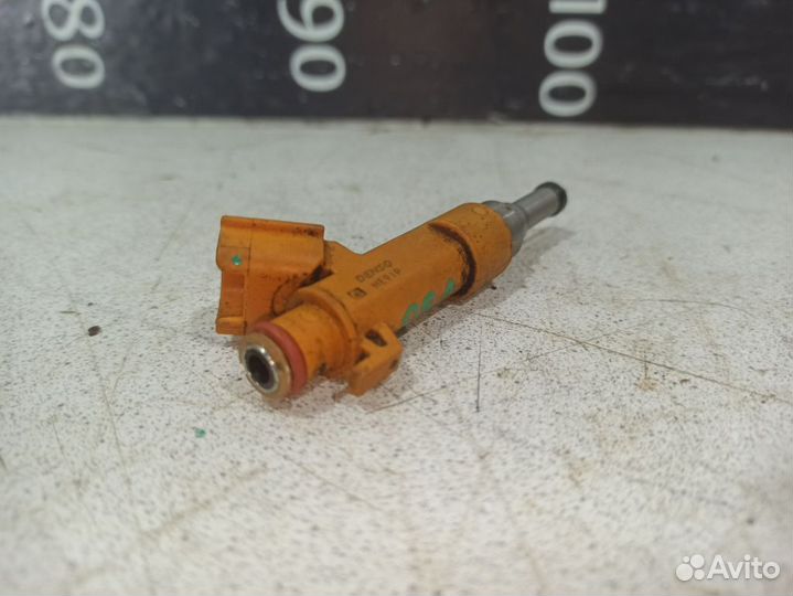 Топливная форсунка Тойота