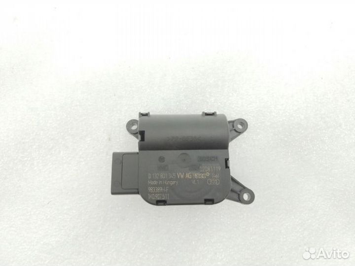 Моторчик заслонки отопителя Skoda Octavia A5 1.8
