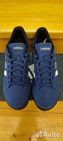 Кроссовки Adidas 40 и 41.5 размер оригинал