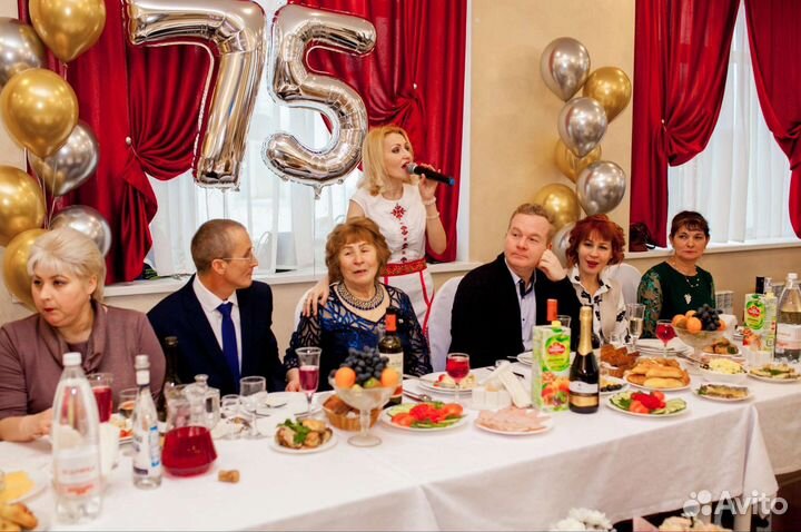 Поющая ведущая/тамада