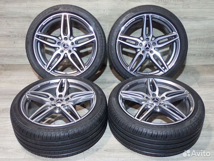 Комплект R19 оригинальных колес AMG Mercedes W213