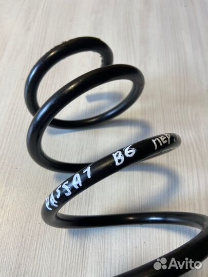 Пружина передняя Volkswagen Passat B6 BSE 1 2008